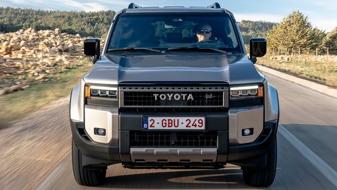 Toyota-Land-Cruiser-exterieur-vooraanzicht